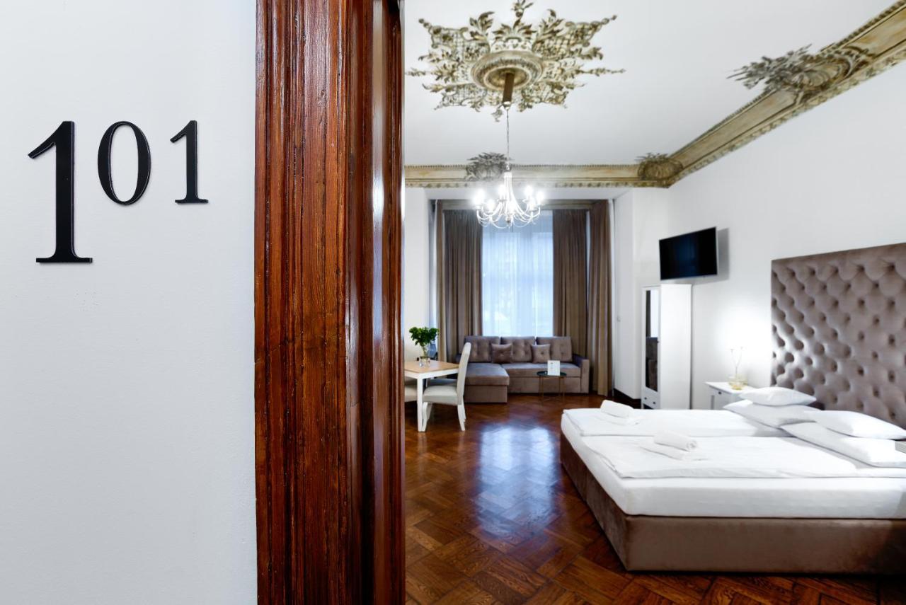 Aparthotel 1899 ชเตชชิน ภายนอก รูปภาพ